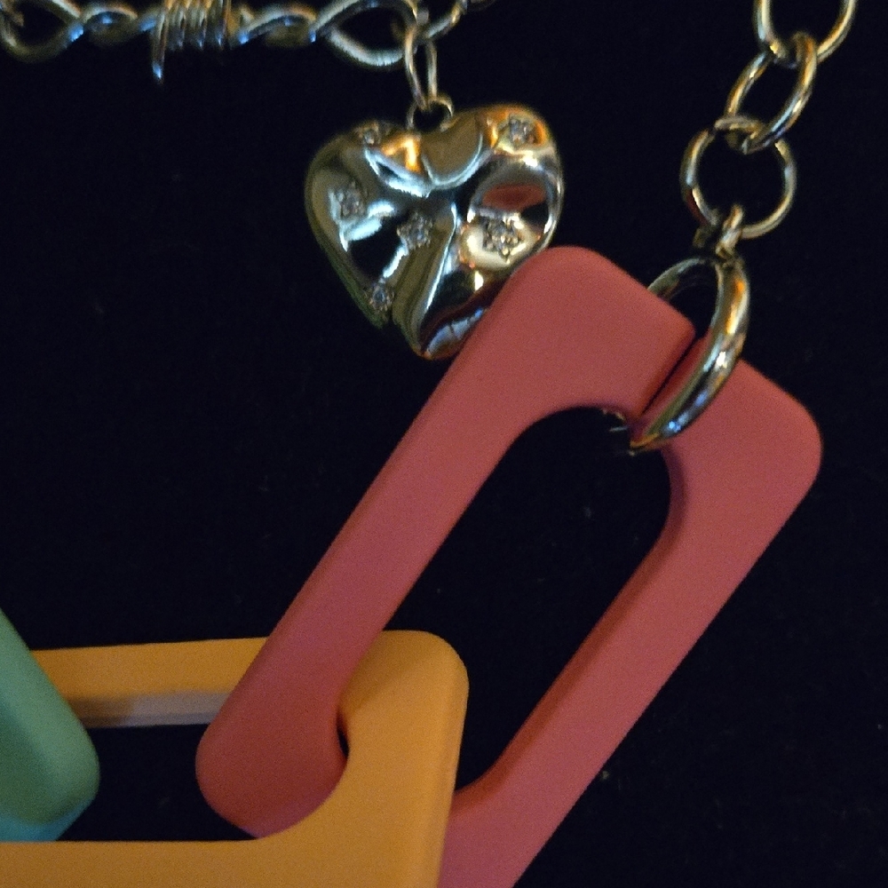 Multicolor Chain Necklace - Picture 6 of 10
